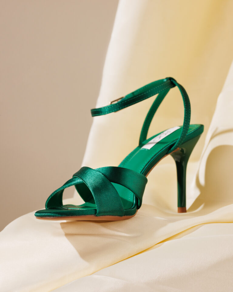 POG GREEN THE CROSS STRAPPY SANDALS