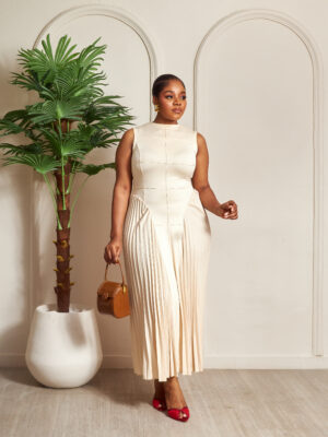 (2FOR30K)YICHE BEIGE SIDE PLEATED DRESS