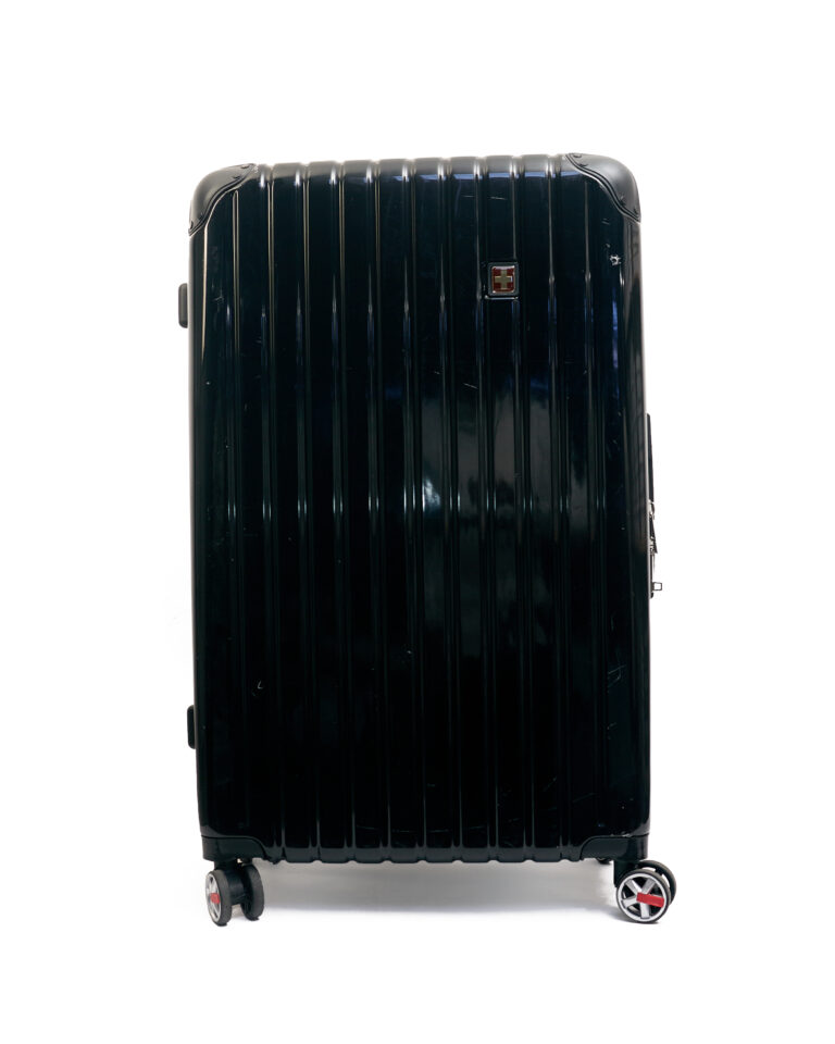SWISSTECH BLACK GLOSSY 32KG TRAVEL LUGGAGE