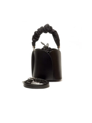 BLACK LEAF DETAIL BUCKET BAG