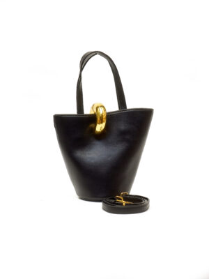 BLACK SMOOTH LEATHER JACCY ROUND GOLD BUCKLE BUCKET BAG