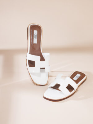 POG WHITE PATENT H SLIPPERS