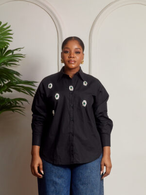 NEWSTYLE BLACK WITH GREEN STONE BROOCH INSERT SHIRT
