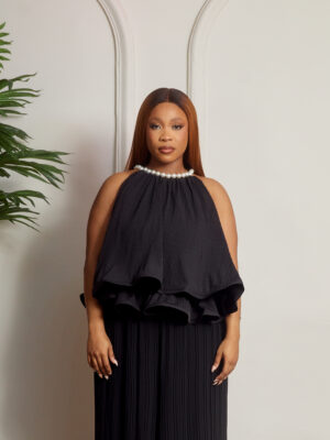 (2FOR40K) VIMO BLACK PLEATED PEARL NECK TOP