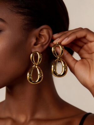 VIENNOIS T706261E-001 GOLD INTERLOCK DROP EARRINGS