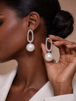 FASHION SILVER DISCO PEARL DROP EARRING