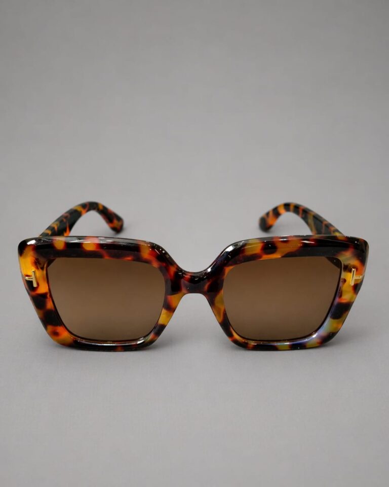 BLACK ON COFFEE LENSE TLINE SUNNIES