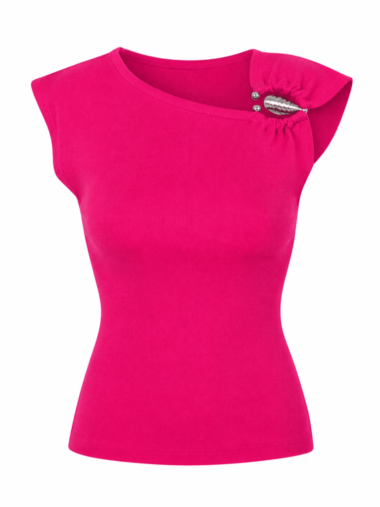 MAGENTA BROOCH INSERT CAPSLLEEVE KNIT TOP