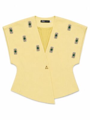 ZR YELLOW TEXTURED GREEN BROOCH DETAIL BATWING JACKET