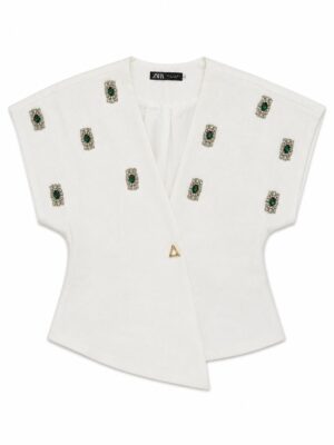 ZR WHITE TEXTURED GREEN BROOCH DETAIL BATWING JACKET