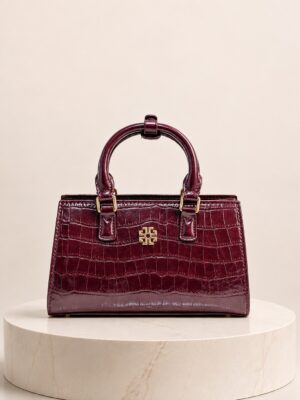 (2FOR55K)RED CROCO GOLD BRACKET LOGO GRAB HANDLE BAG