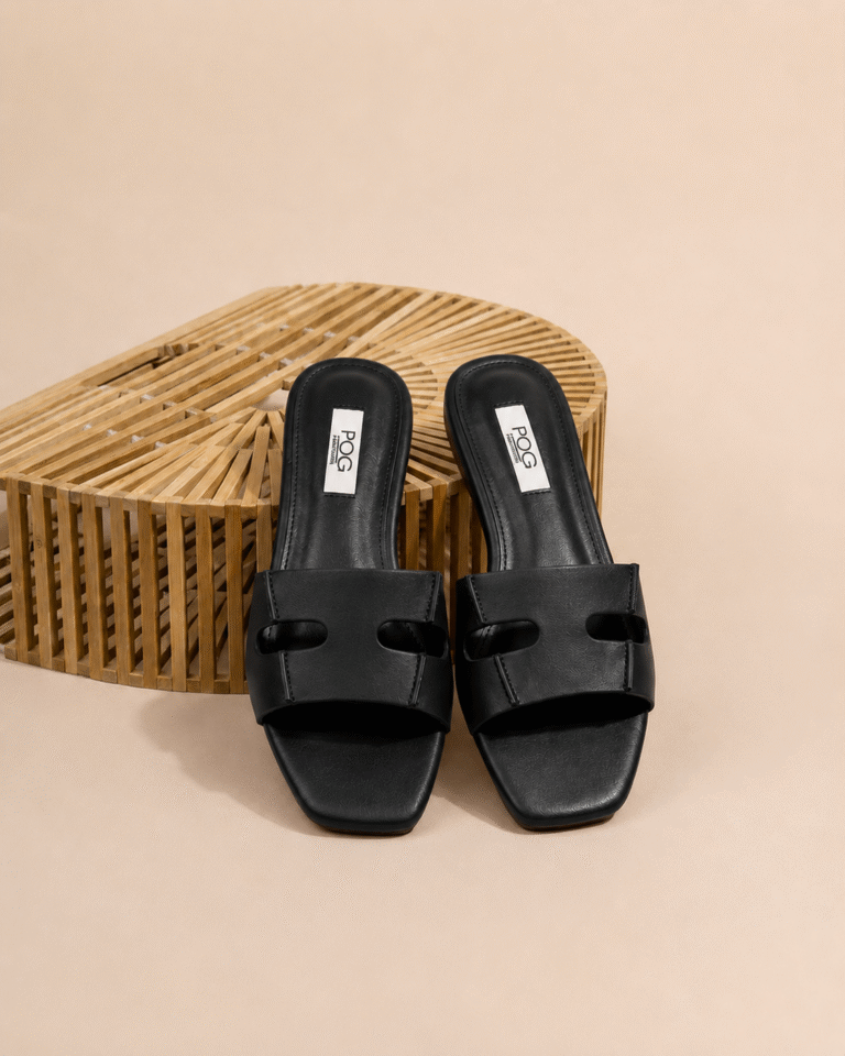 POG 780 BLACK SMOOTH CUT OUT DETAIL SLIPPERS